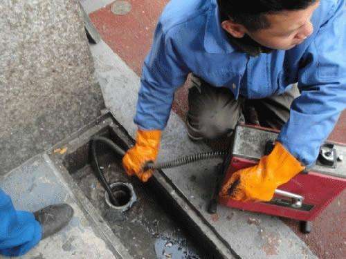 卢氏疏通下水道